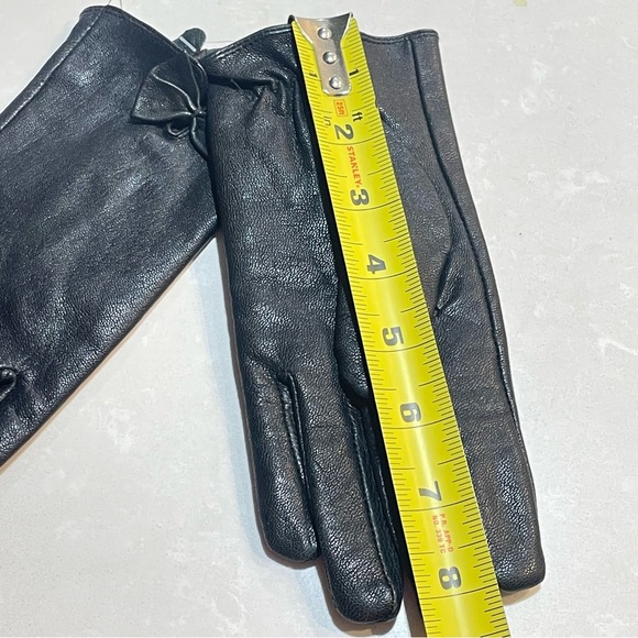 LEATHER BLACK GLOVES WITH BOW ONE SIZE SOFT LEATHER - Picture 8 of 13